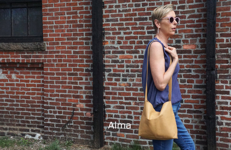 Alma or Alesia - Crossbody Messenger Bag - Camel - Price from