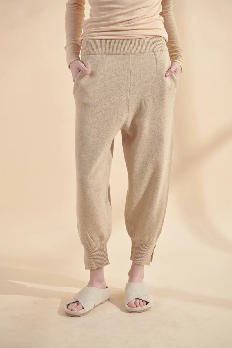 Amente cashmere jogger pants shop boston sustainable fashion boutique