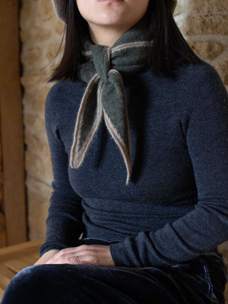 Cashmere Short Scarf - Green with Taupe Border