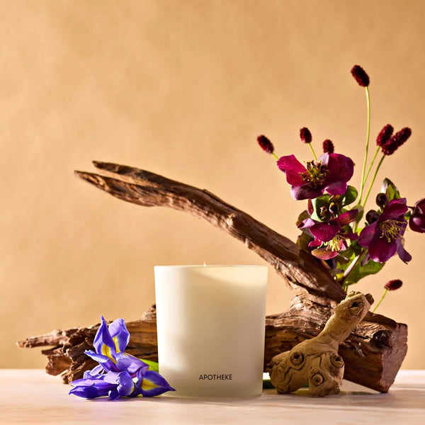 Apotheke Black Iris Oak Candle