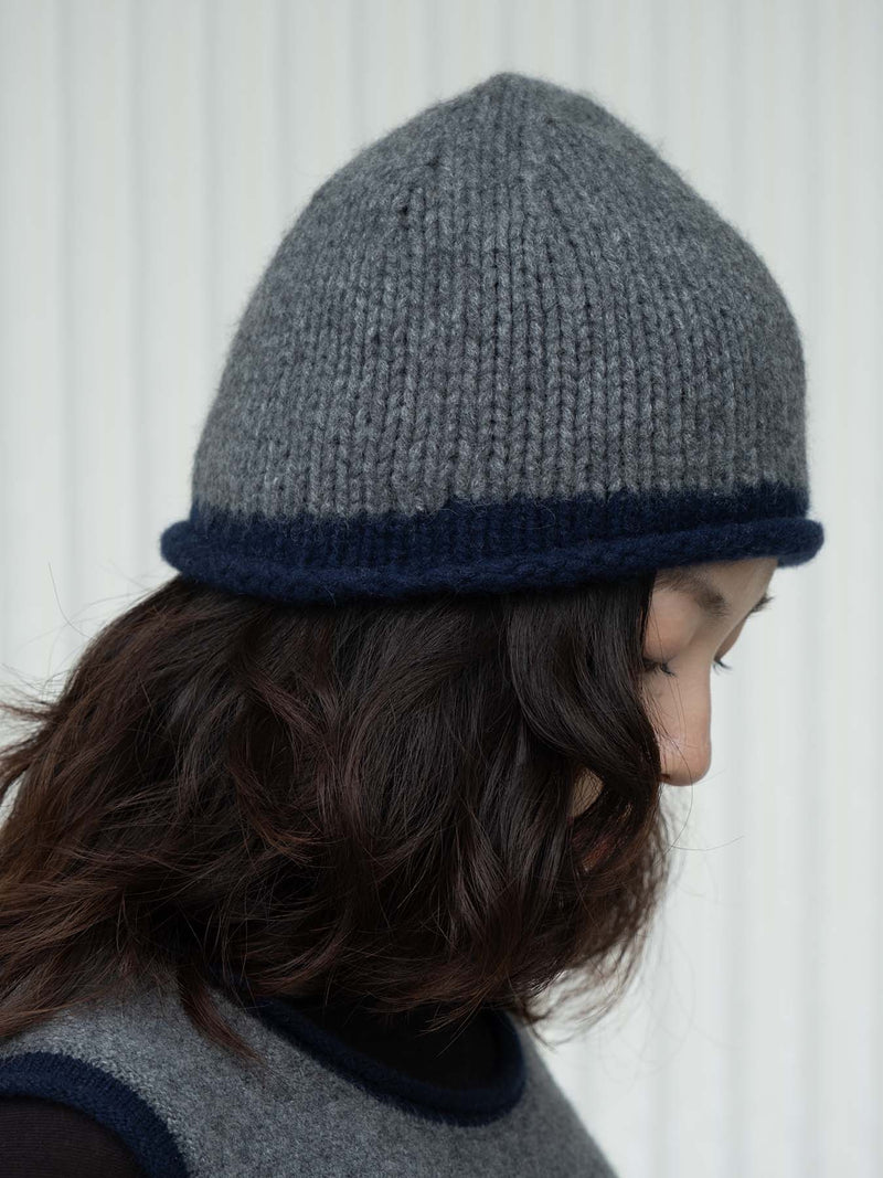 Cashmere Rolled-Edge Beanie - Grey with Navy Border