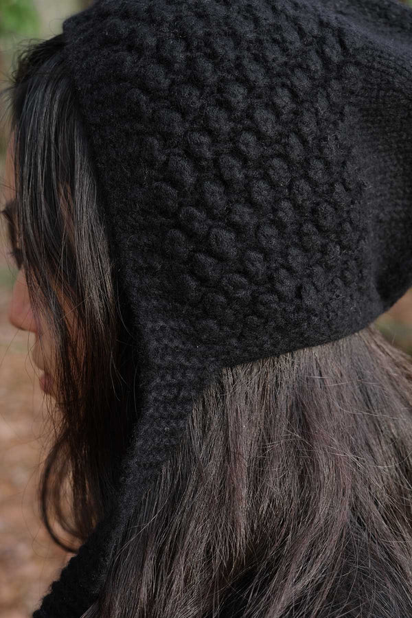 Cashmere Bonnet with Tie - Black