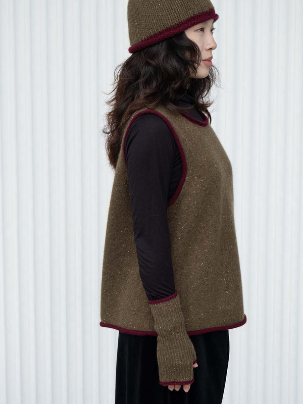Ribbed Cashmere Fingerless Gloves - Speckled Green with Burgundy Border