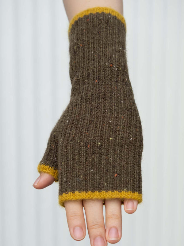 Ribbed Cashmere Fingerless Gloves - Speckled Green with Mustard Border