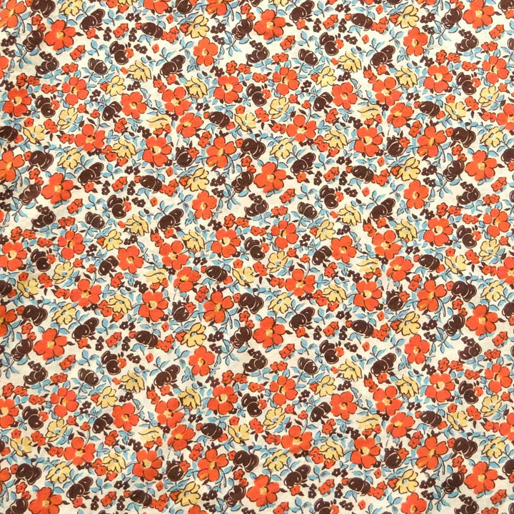 Floral pattern with red, orange, yellow, and brown flowers on a beige background

Domi pullover shirt organic cotton pjs pajamas sleepwear loungewear shop boston sowa boutique store gift