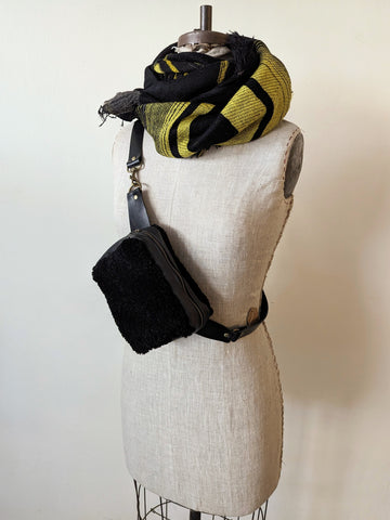 The Opera Shearling Belt Bag - Thumbnail 5