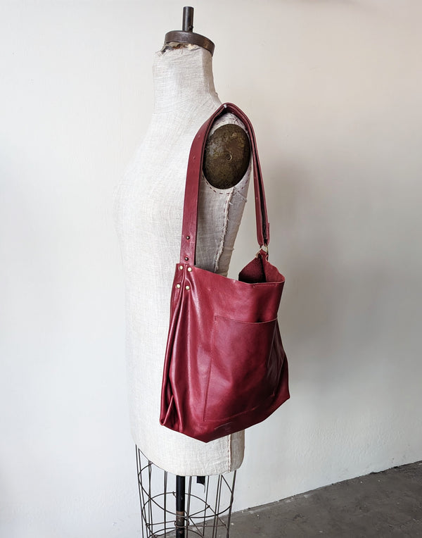 Stitch and Tickle everyday carryall leather bag handmade in Boston Sowa Gift shop boutique