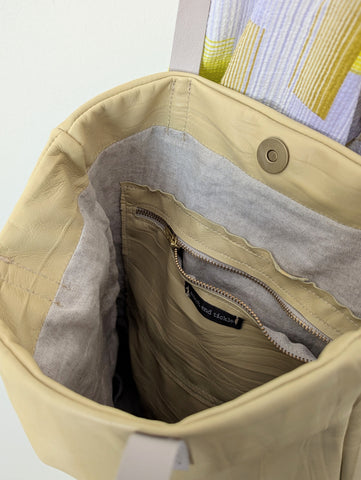 Small Vertical Tote - Washed Lambskin - Thumbnail 4