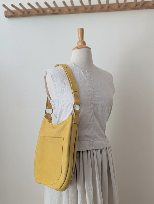 Stitch and Tickle crossbody Bag shoulder hobo bag made of soft Italian leather shop boston handmade sowa gift store handmade leatherwork 