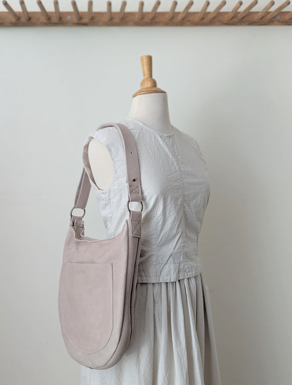 Stitch and Tickle crossbody Bag shoulder hobo bag made of soft Italian leather shop boston handmade sowa gift store handmade leatherwork 