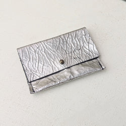 small leather metallic pouches travel wallet cardholder coinpurse handmade handcrafted leather leatherwork gift shop sowa boston 