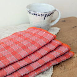 locally made in Massachusetts USA merchant and mill linen napkins set gift shop boston sowa boutique store dinner table gingham checker pattern