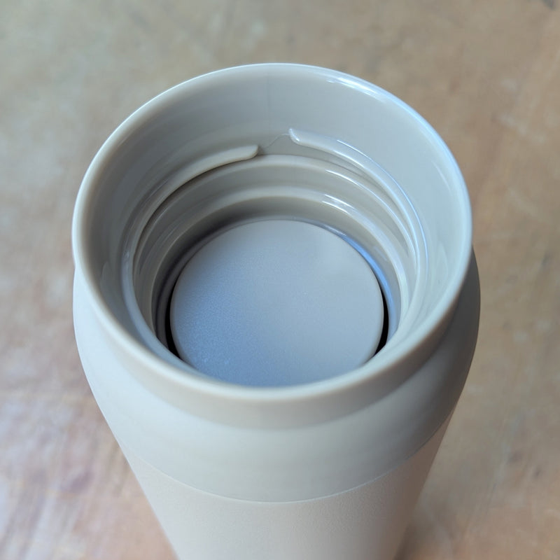 Mouth of beige insulated water on a wooden surface

Japanese KINTO day off tumbler metal water bottle thermos insulated sowa Boston gift shop boutique store