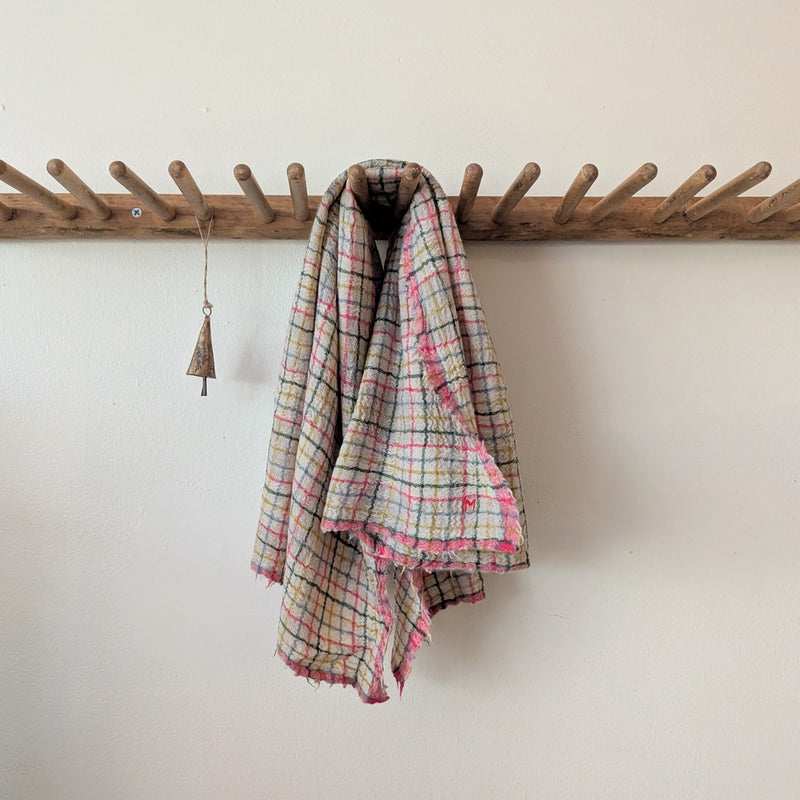 Wool Scarf - Daisy Pink