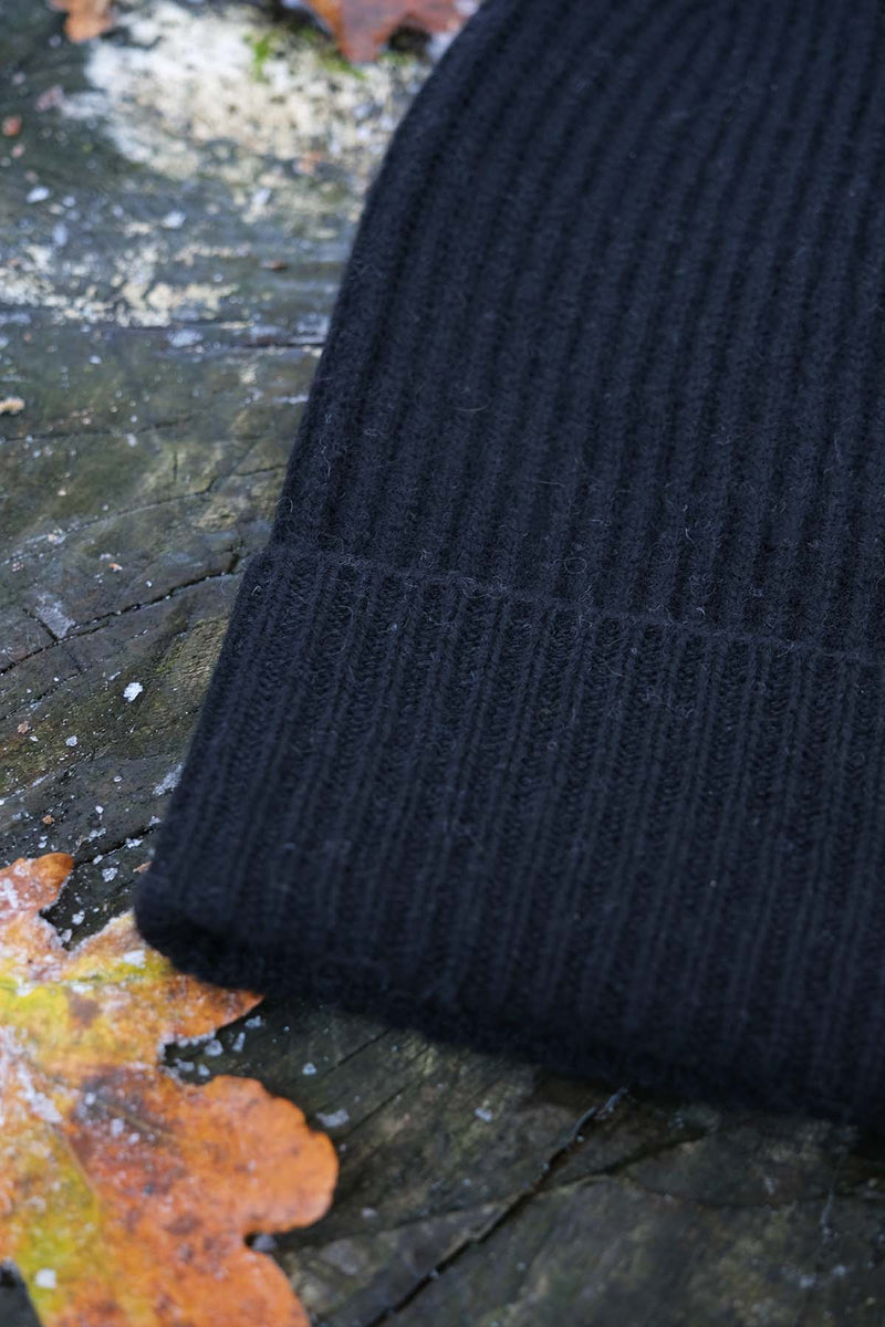 Oats & Rice cashmere black beanie shop boston