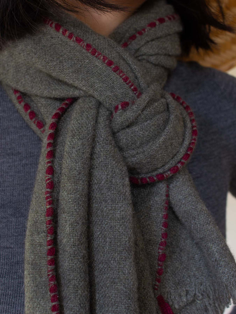 Weaver Cashmere Scarf - Oakmoss Green with Wine Border