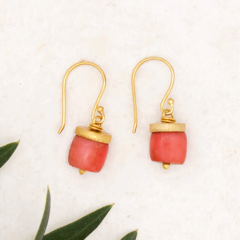 Vintage 14k Gold & Coral Bead Drop Earrings – The Vintage Jewellery Company