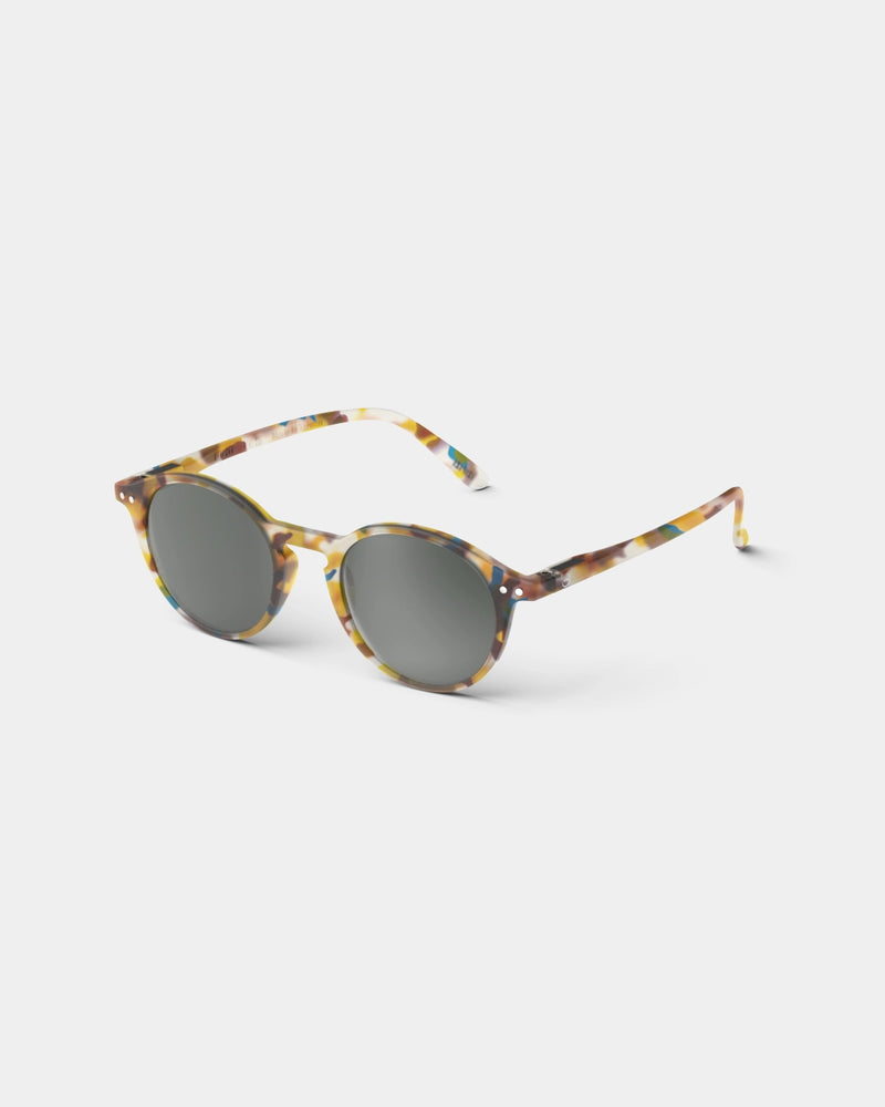 Sunglasses (D)