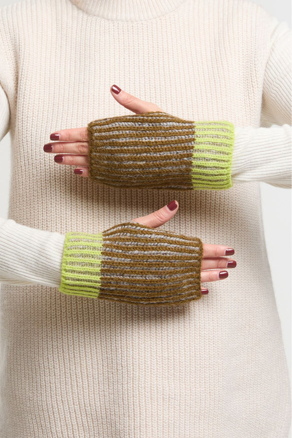 Ma Poesie Lime Olly Mittens