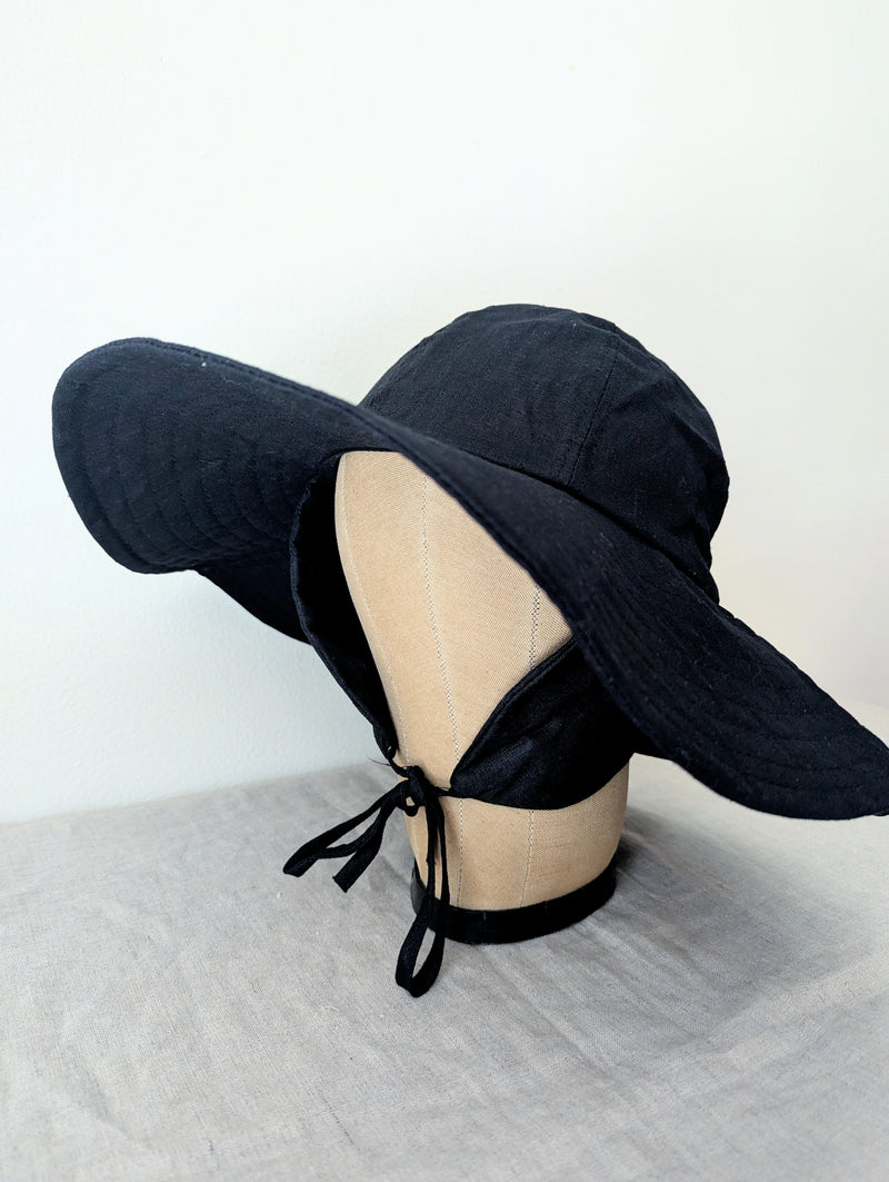 Hansel from Basel Noona Sun Hat - Black & White | Stitch and Tickle