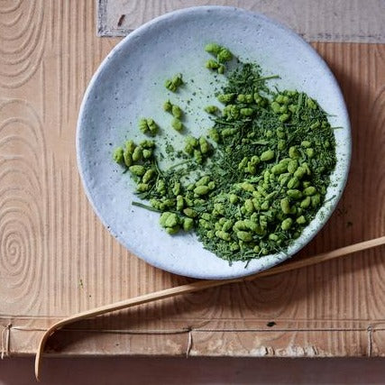 Bellocq Genmaicha (toasted rice and sencha) is dusted with Matcha to create a brew that is toasty and fresh.