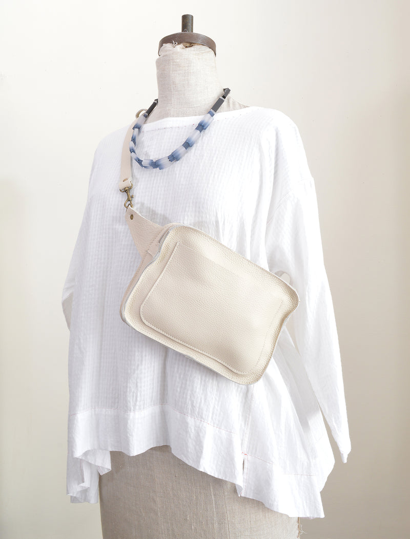 Stitch and tickle hip bag waist bag fanny pack belt bag small city bag purse pocketbook made in boston leather shop 