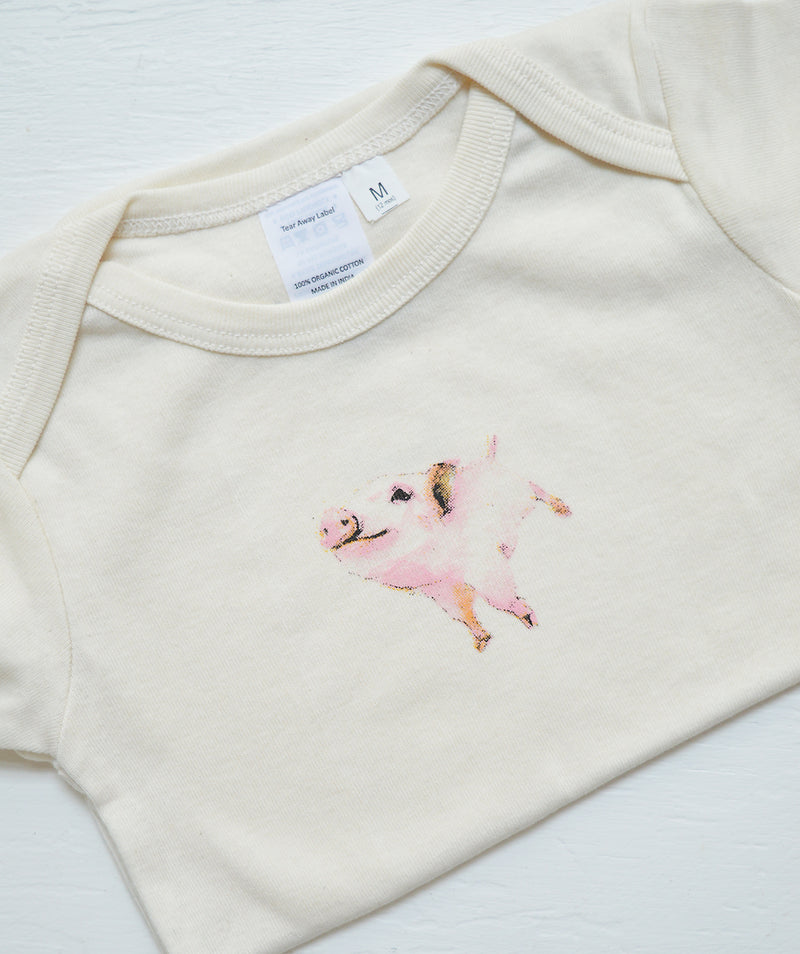 Pig and Fish Eunco Baby Onsies Boston. One of our absolute favorite pics for the littlest member of your family. We adore these organic cotton onesies with the most precious pig and gold fish prints.Super soft and cozy with the most adorable prints.