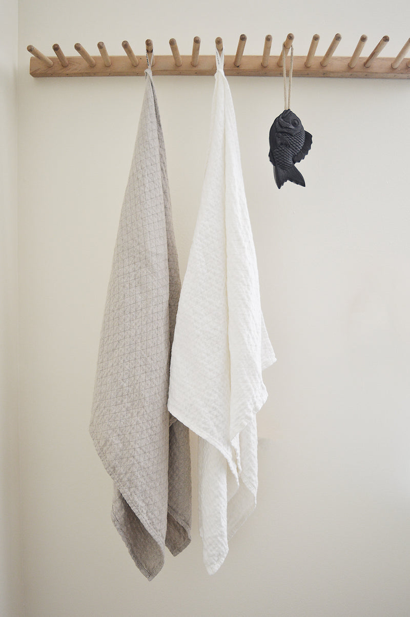 The Ultimate Flat Weave Linen Towels