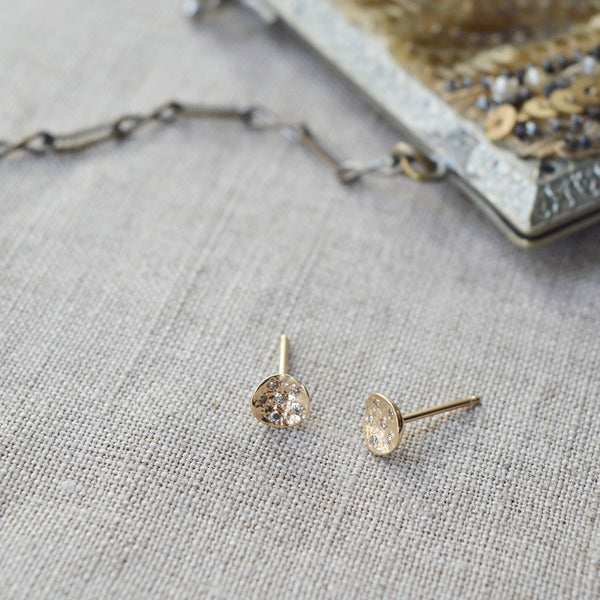 Ariko Jewelry Gold Round Studs with Brown Diamonds