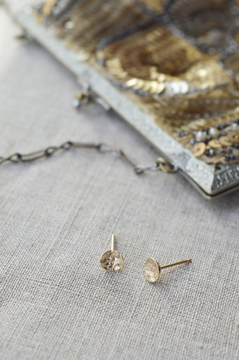 Ariko Jewelry Gold Round Studs with Brown Diamonds