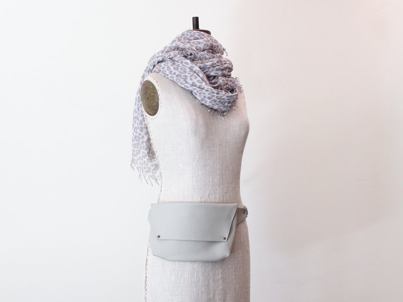 stitch and tickle strasbourg belt bag fanny pack hip bag hip sack handmade leather made in boston