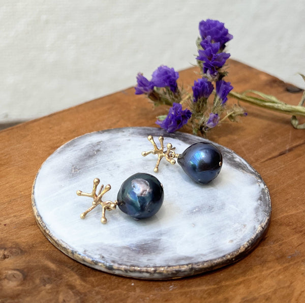 Julie Cohn Bronze Stamen Midnight Pearl earrings. Shop Boston