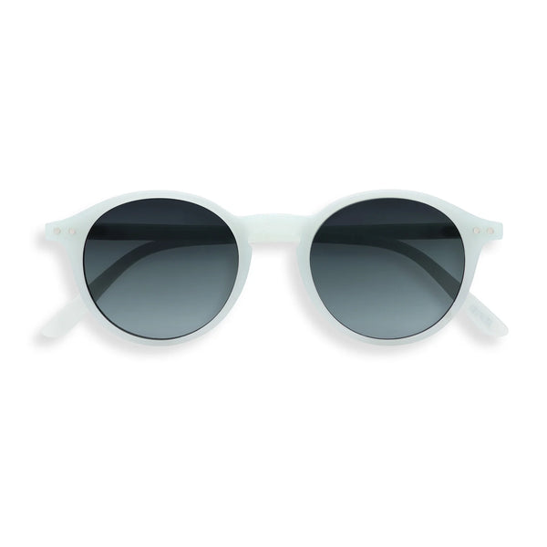 Sunglasses (D)